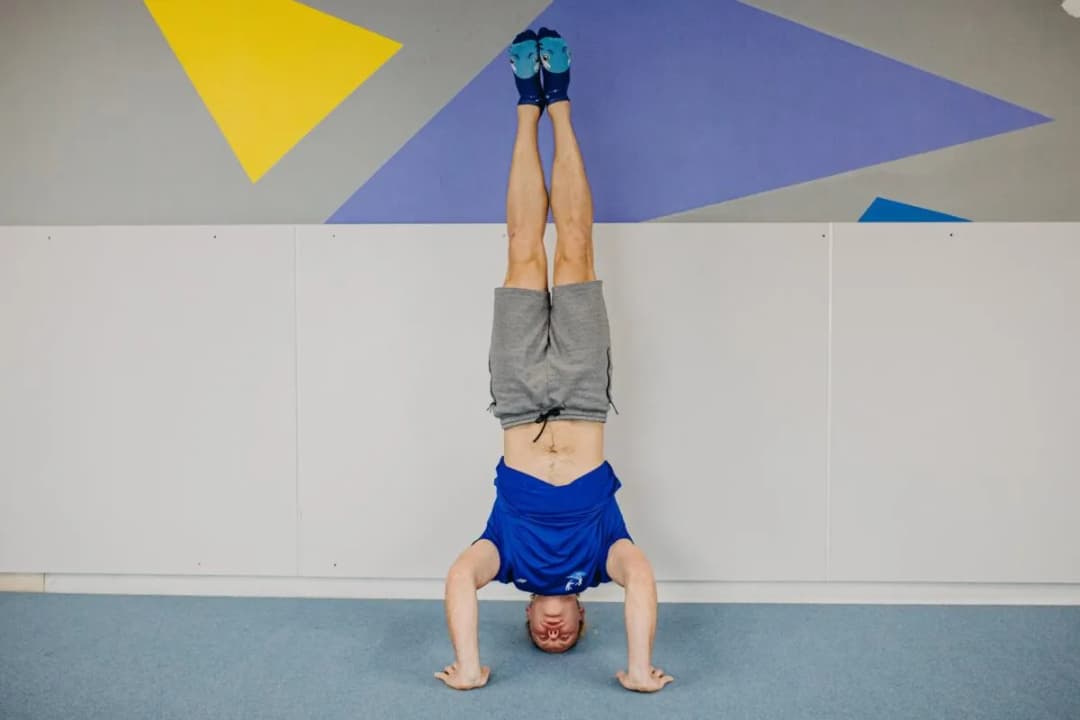 Jak zrobić świecę ćwiczenie - proste kroki dla początkujących i unikaj kontuzji