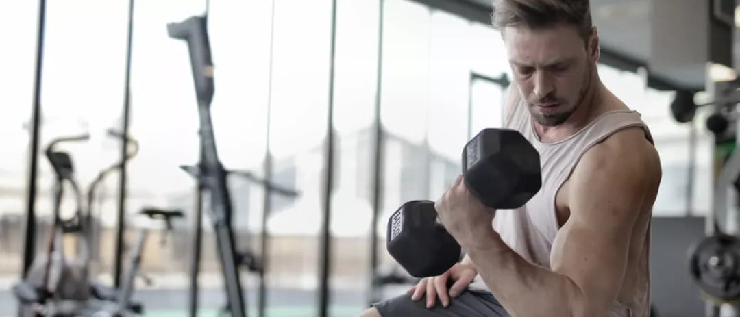 Ile razy w tygodniu ćwiczyć biceps, aby uniknąć przetrenowania?