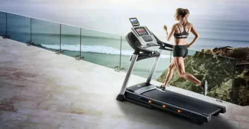 Czy bieganie pomaga schudnąć? Odkryj skuteczne metody na wagę