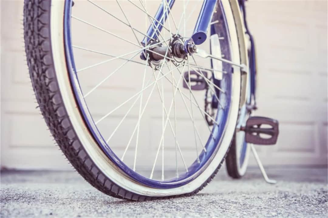 Ile kosztuje wymiana dętki w rowerze? Ceny, które mogą zaskoczyć