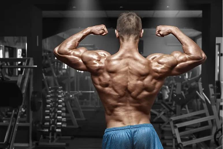 Jak ćwiczyć plecy skutecznie: najlepsze techniki i ćwiczenia na wzmocnienie
